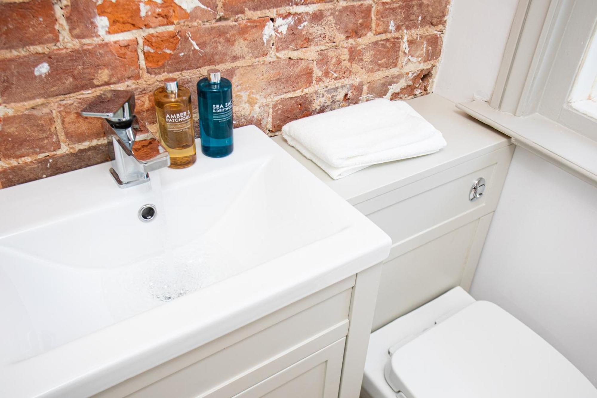 Settle Southampton - Stylish Self Check-In Rooms & Self Catering Suites Eksteriør billede