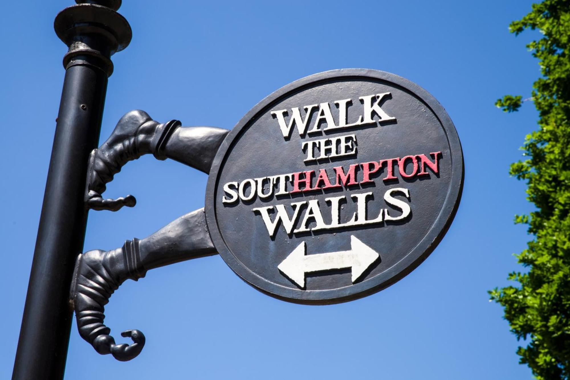 Settle Southampton - Stylish Self Check-In Rooms & Self Catering Suites Eksteriør billede